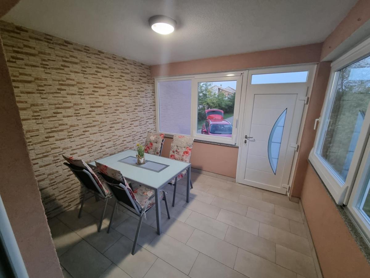 Holiday Home Begonja Privlaka  Exteriör bild